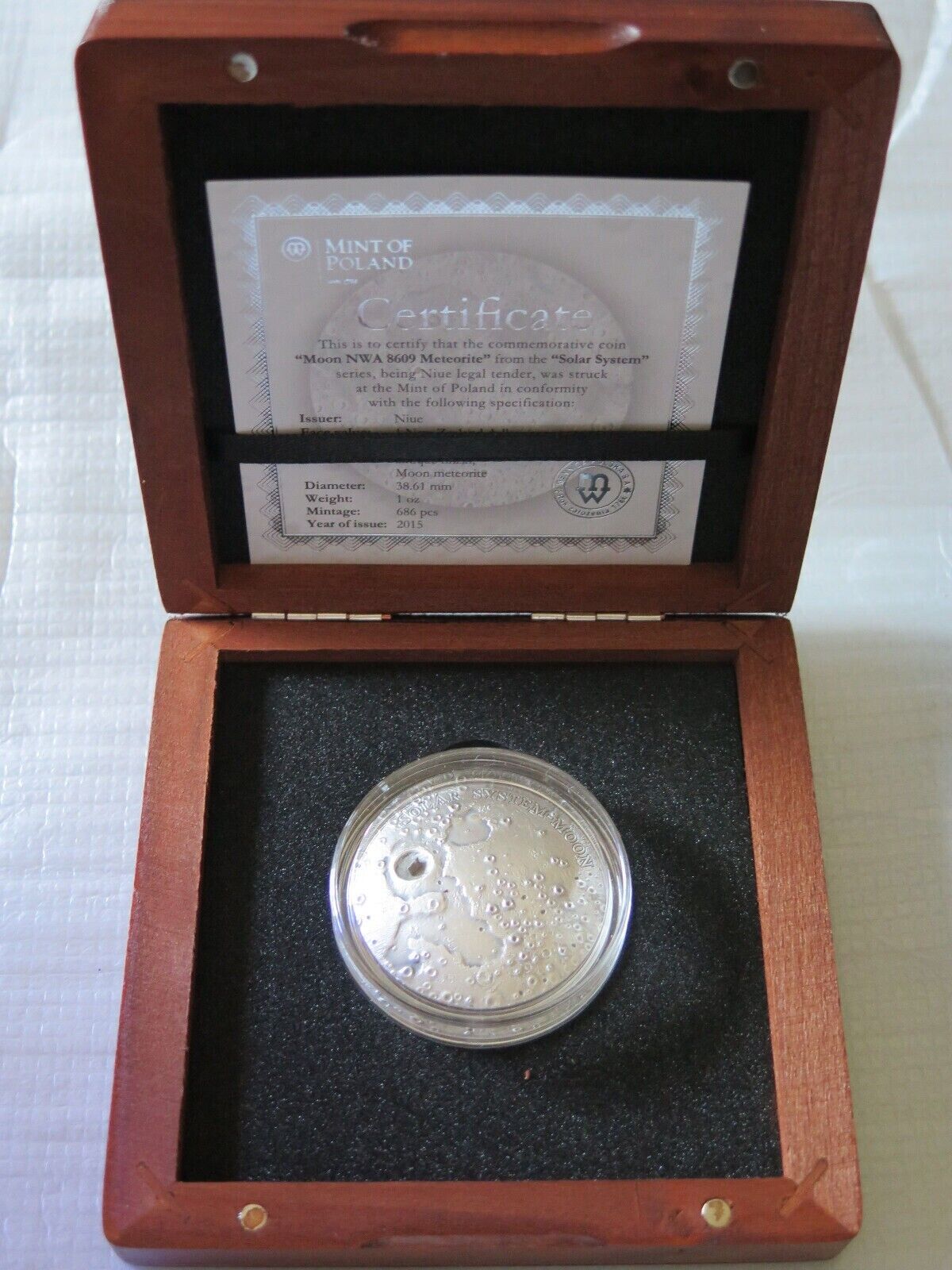 1 Oz Silver Coin 2015 $1 Niue Solar System Moon NWA 8609 Meteorite Box & COA-classypw.com-7
