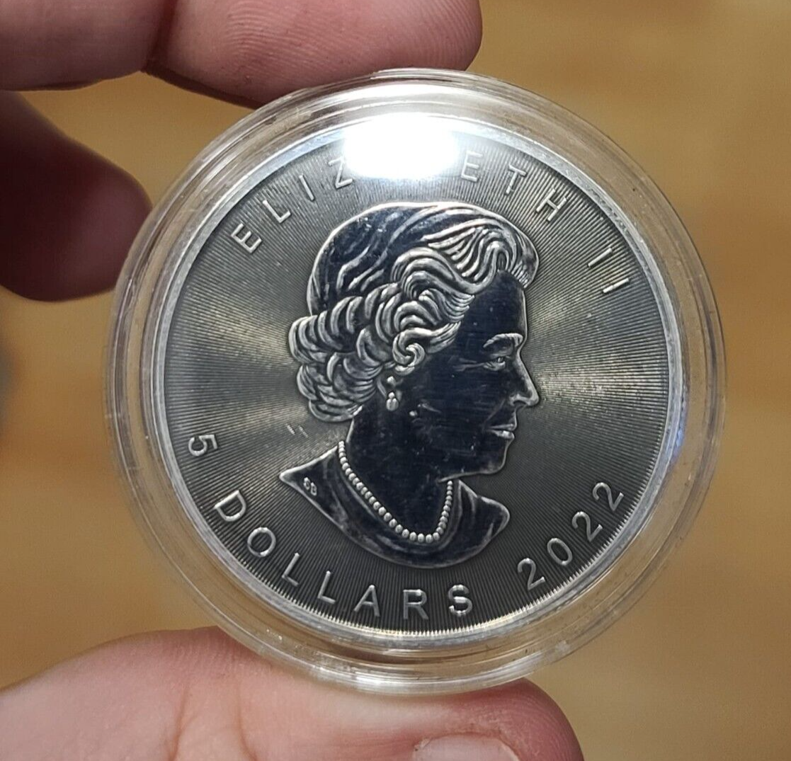1 Oz Silver Coin 2022 $5 Canada Maple Leaf Real Wood Maple Leaf - Pink-classypw.com-2